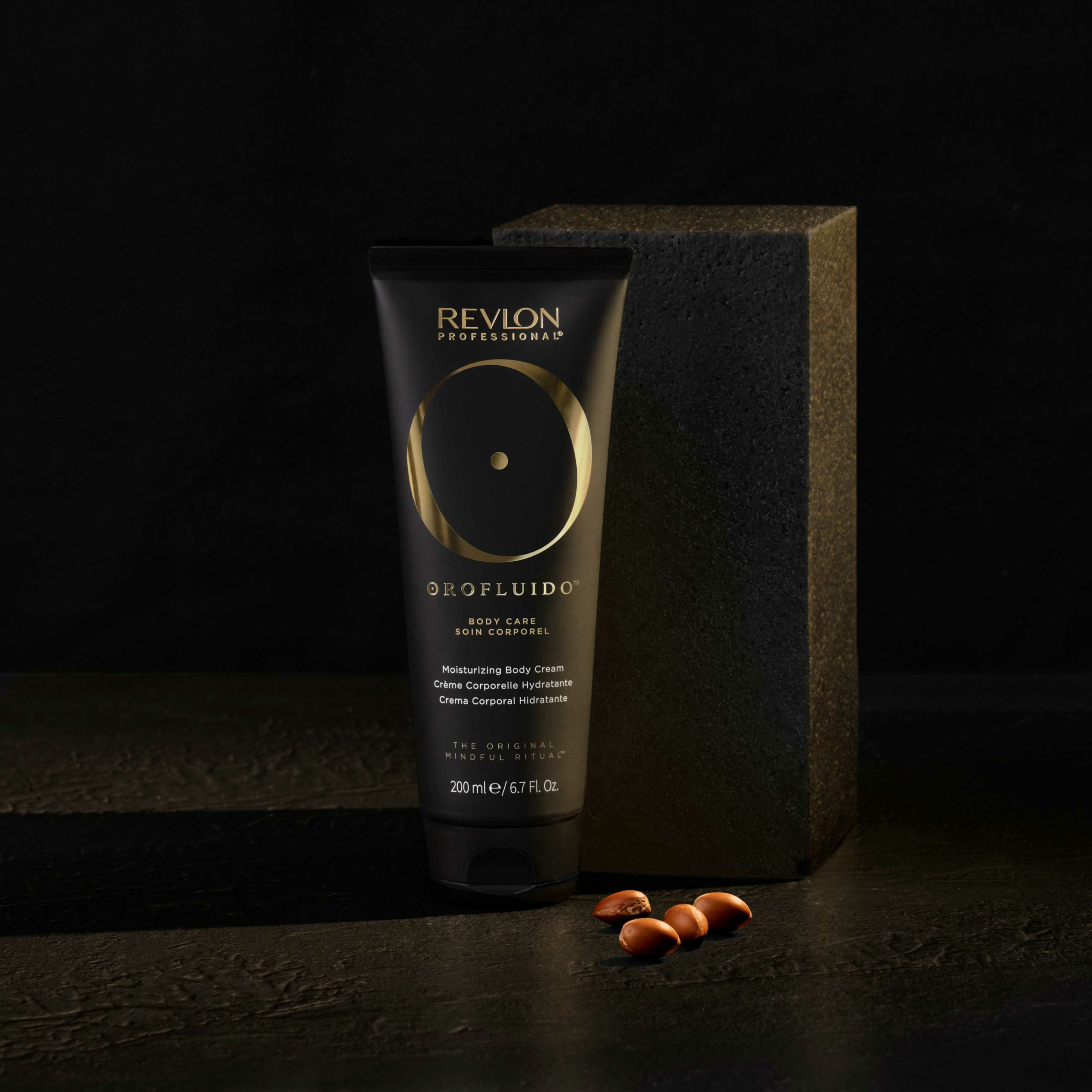Oro Fluido Body Cream Packshot Visual Oro Fluido Body Cream Packshot Visual